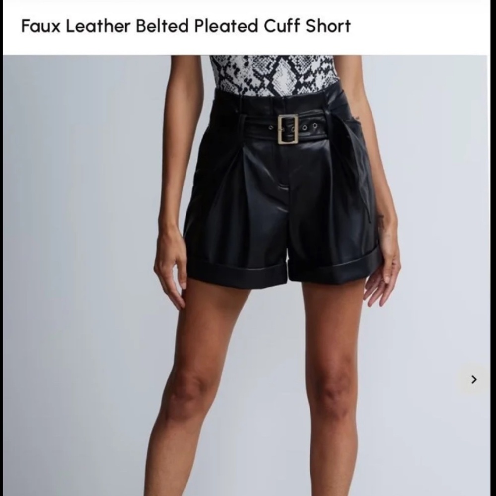 NWT FAUX LEATHER SHORT